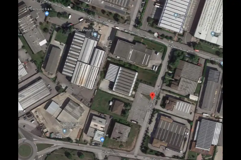 Struttura commerciale in vendita a Bussolengo, Bussolengo
