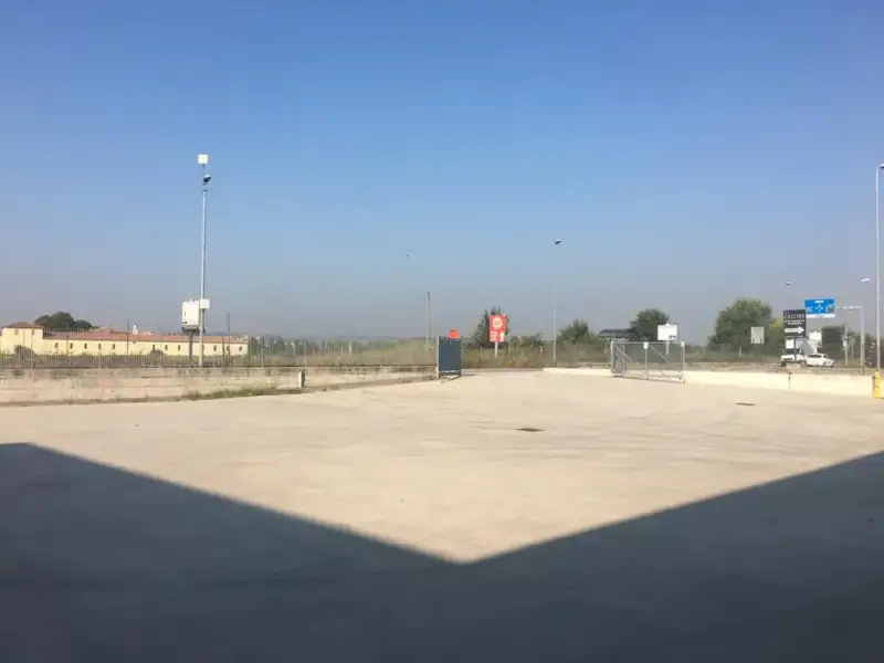 Capannone in vendita a Bussolengo via Festara, Bussolengo